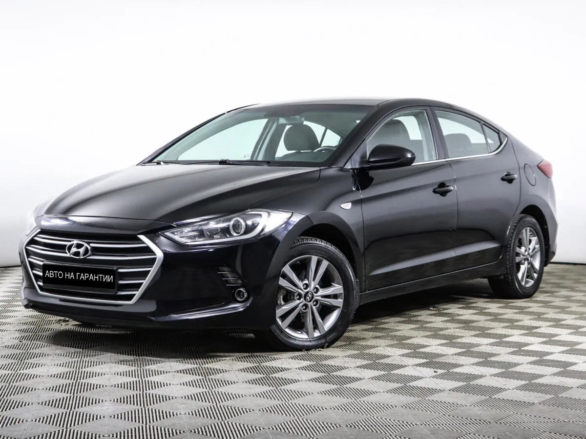 Hyundai Elantra VI (AD) · Active