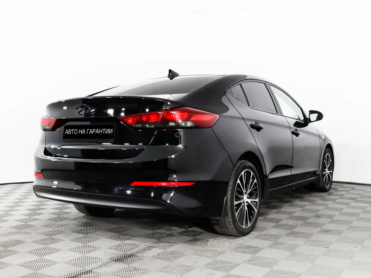 Hyundai Elantra VI (AD) · Start — фото 3