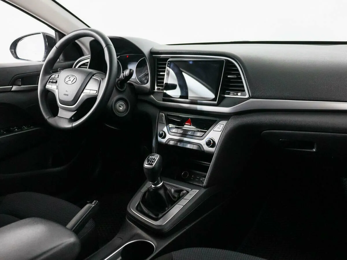 Hyundai Elantra VI (AD) · Start — фото 5