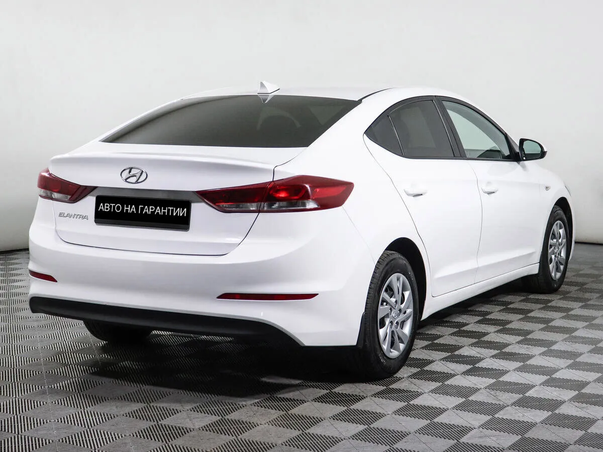 Hyundai Elantra VI (AD) · Base — фото 3