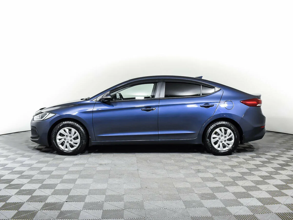 Hyundai Elantra VI (AD) · Base — фото 3