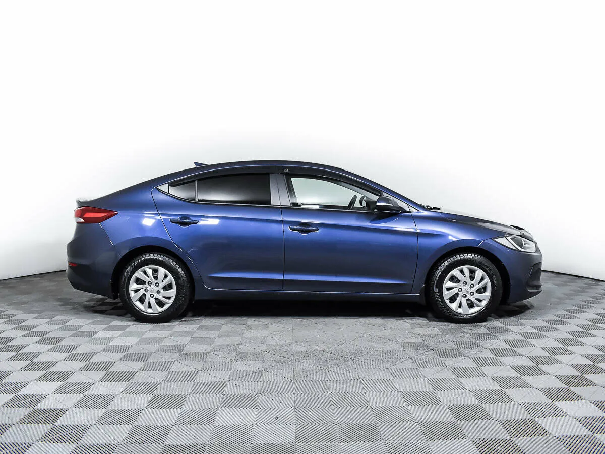Hyundai Elantra VI (AD) · Base — фото 4