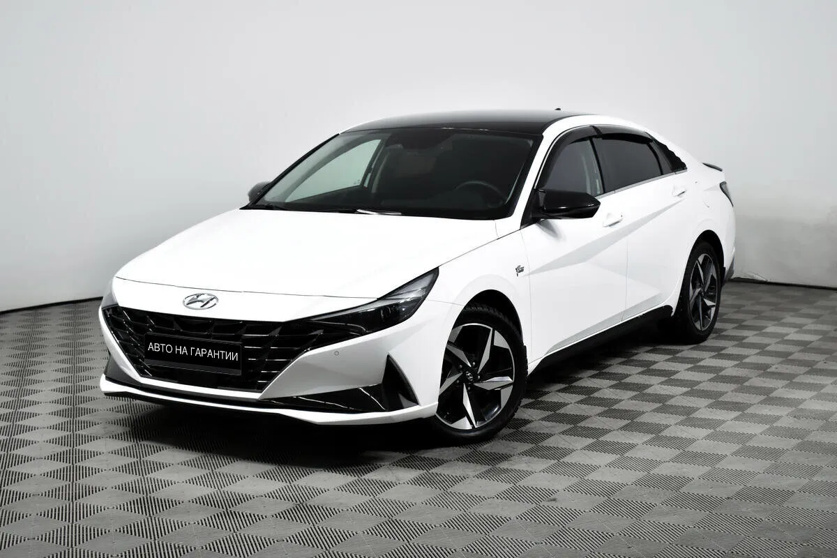 Hyundai Elantra VII (CN7) · Style