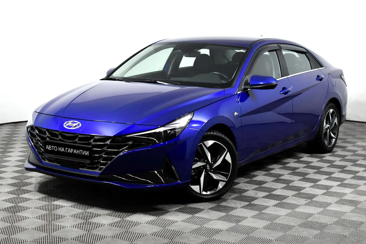Hyundai Elantra VII (CN7) · Prestige