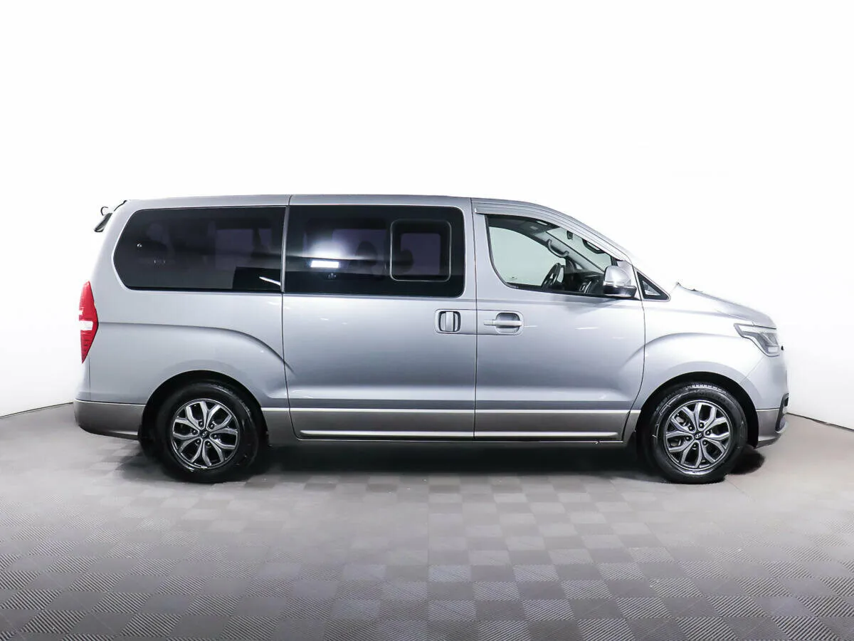 Hyundai Grand Starex I Рестайлинг 2 — фото 4