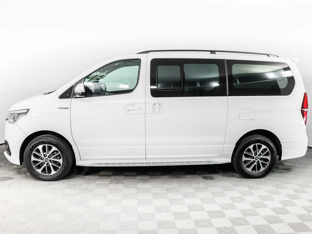 Hyundai Grand Starex I Рестайлинг 2 — фото 4