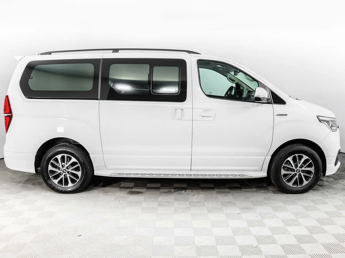 Hyundai Grand Starex I Рестайлинг 2 — фото 5