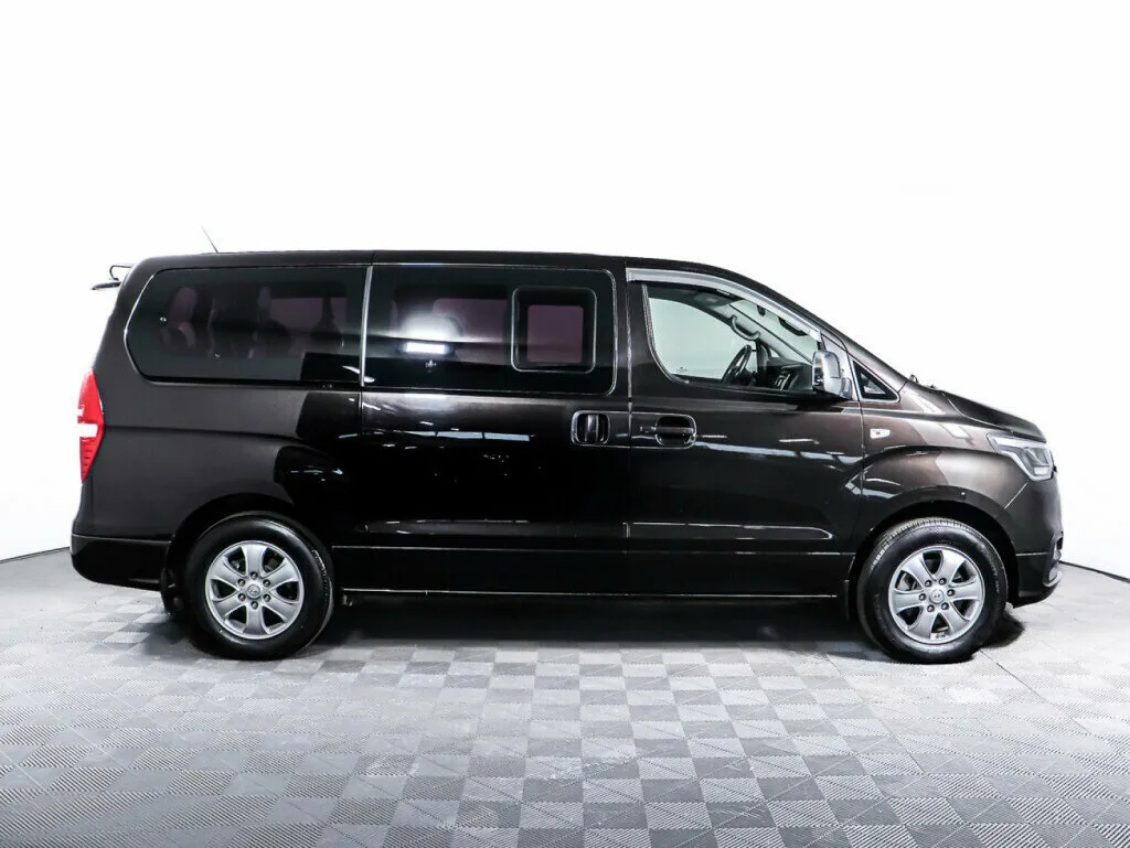Hyundai Grand Starex I Рестайлинг — фото 4