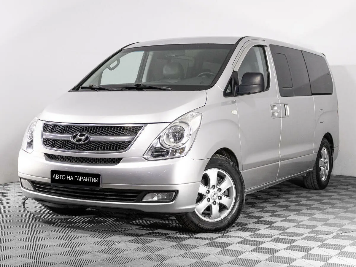 Hyundai Grand Starex I