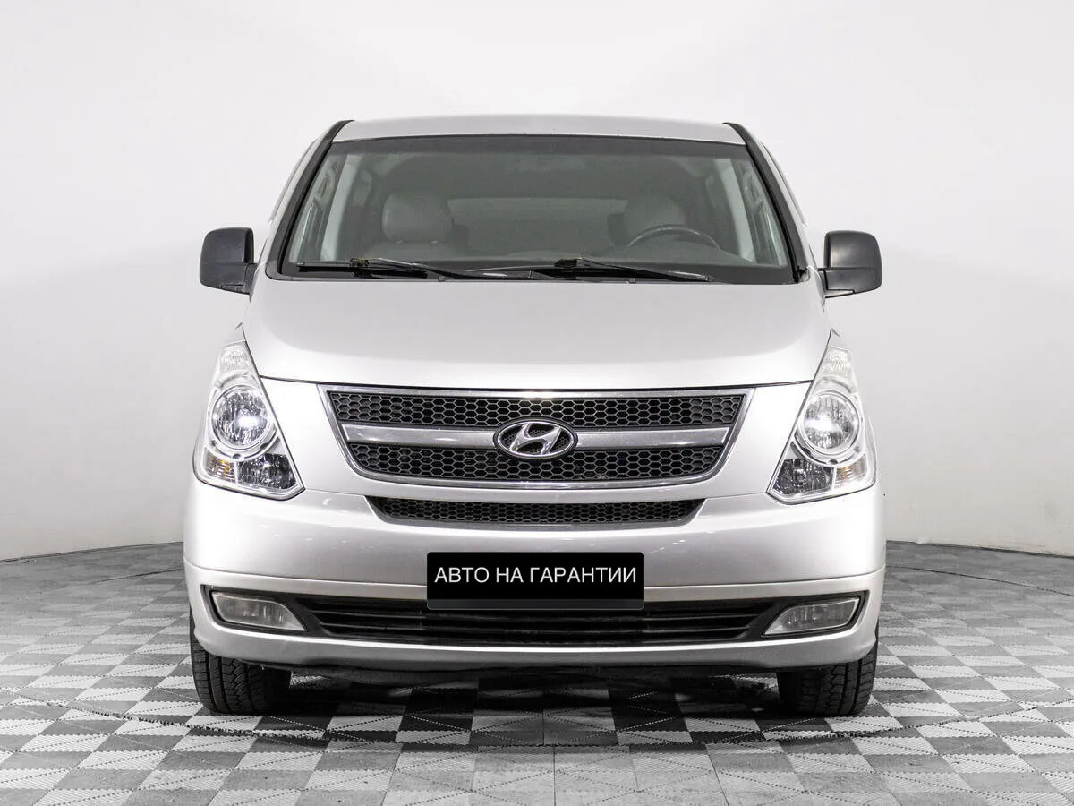 Hyundai Grand Starex I — фото 2