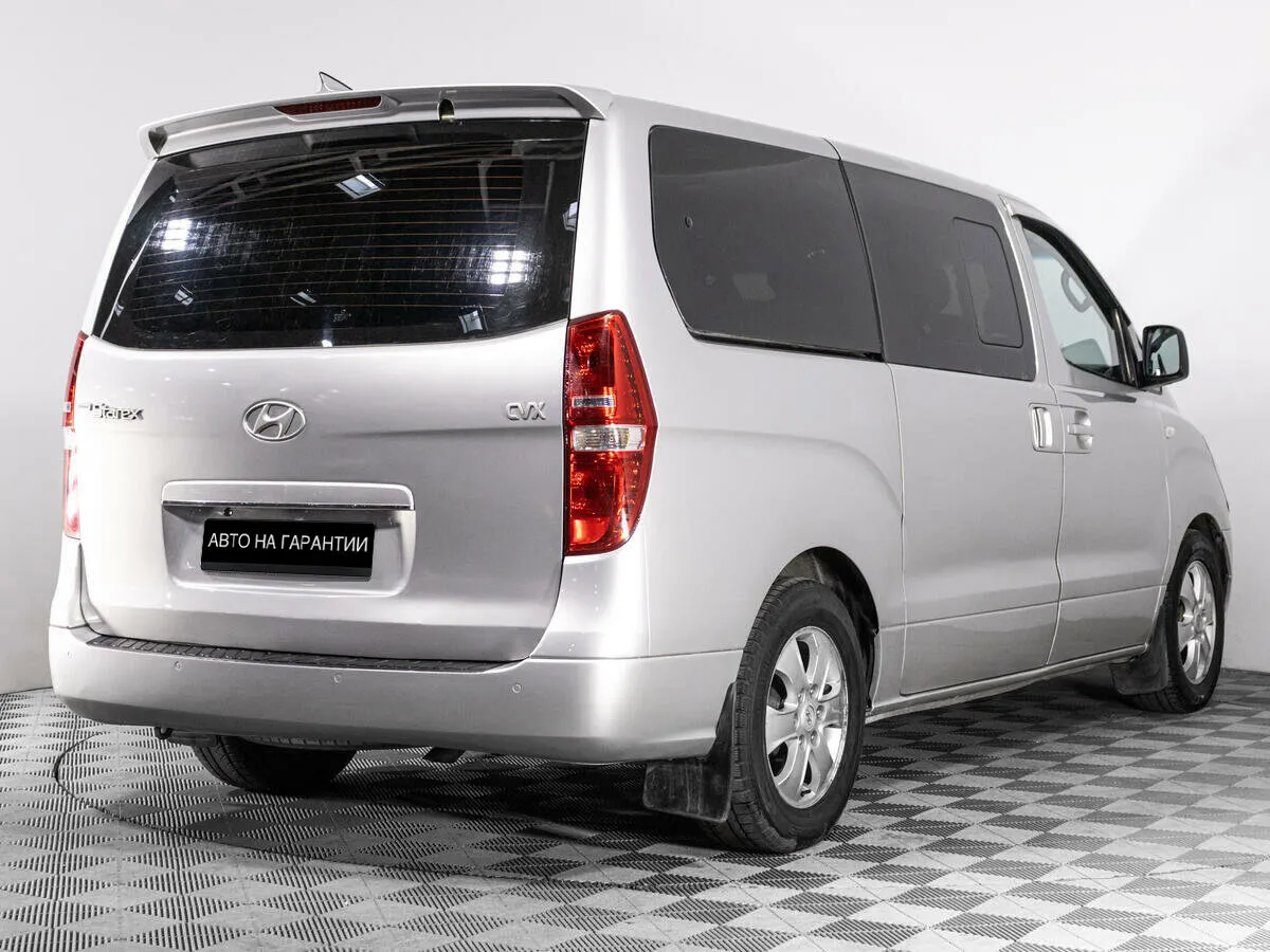 Hyundai Grand Starex I — фото 3