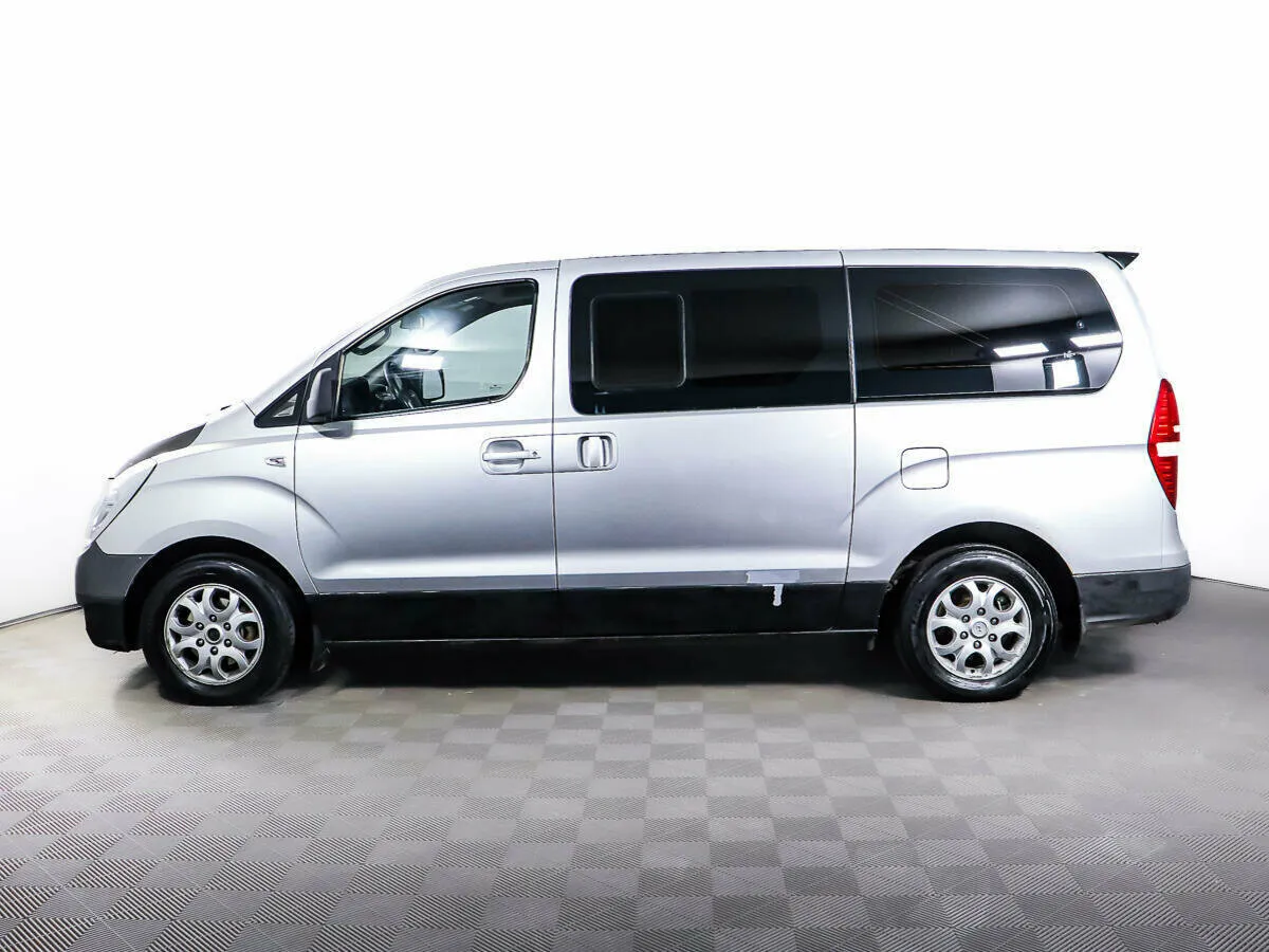 Hyundai Grand Starex I — фото 3