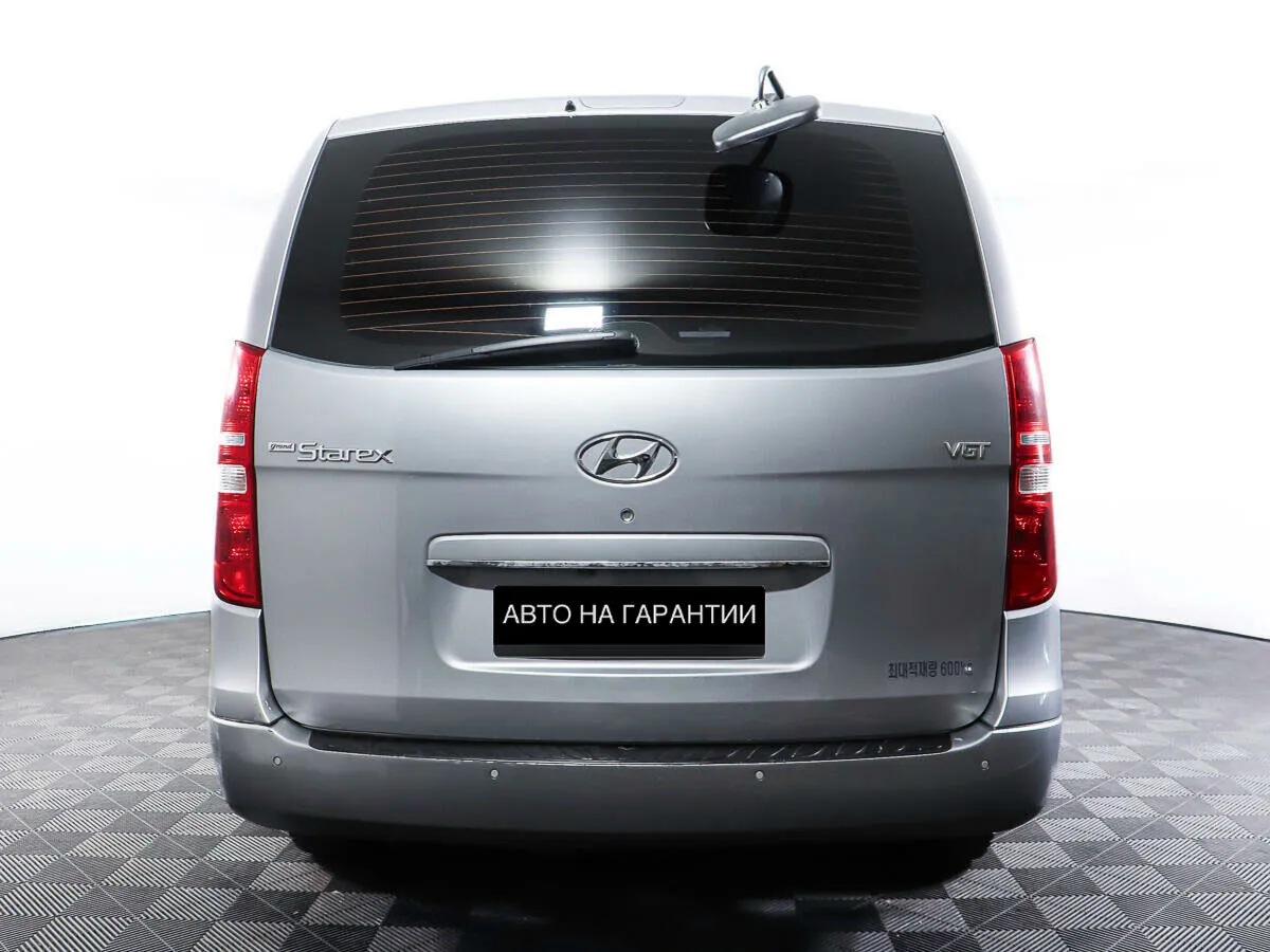 Hyundai Grand Starex I Рестайлинг 2 — фото 5