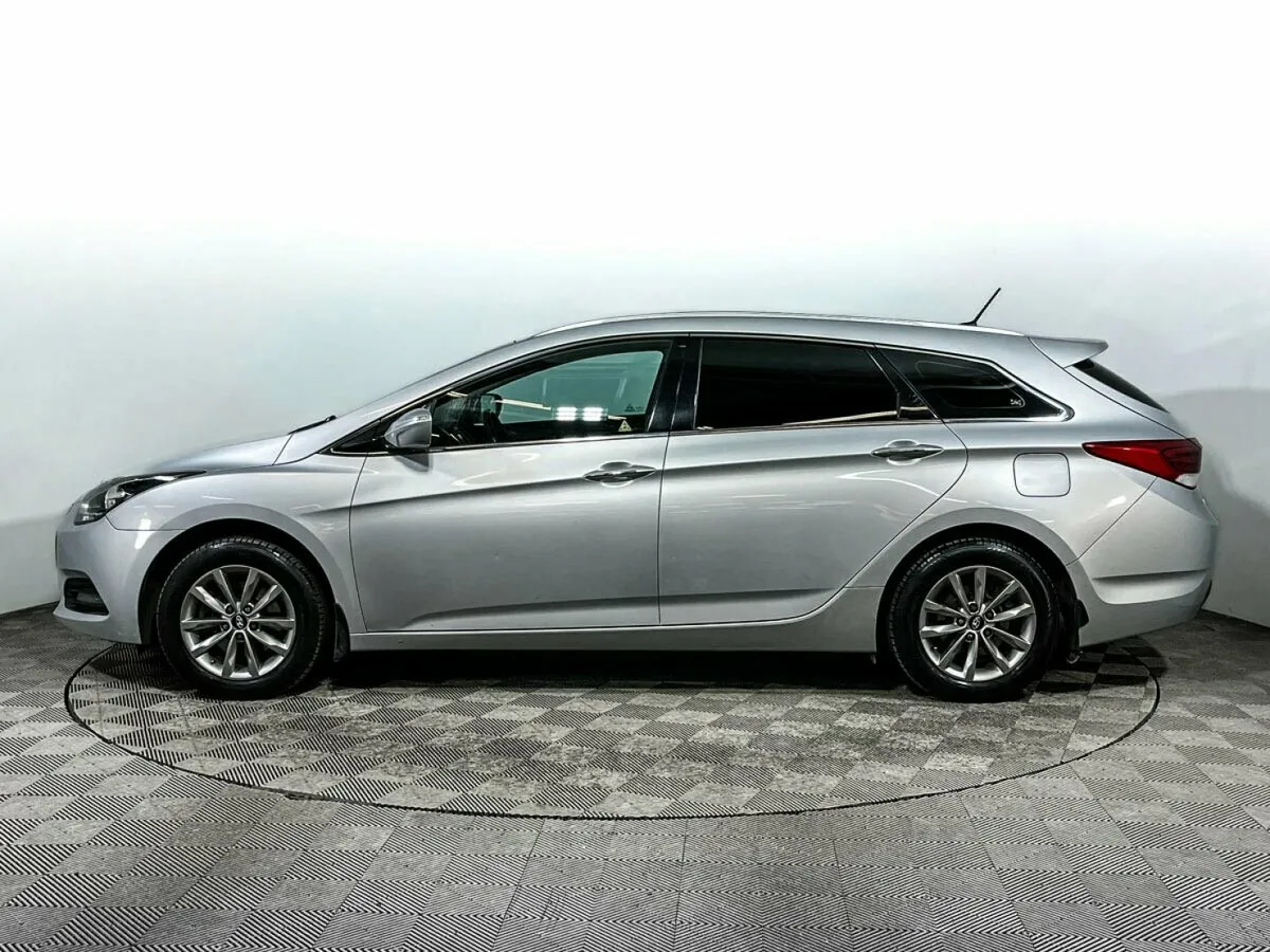 Hyundai i40 I Рестайлинг · Comfort — фото 3