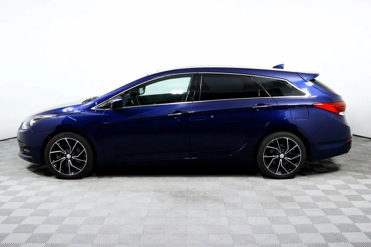 Hyundai i40 I Рестайлинг · Comfort — фото 3