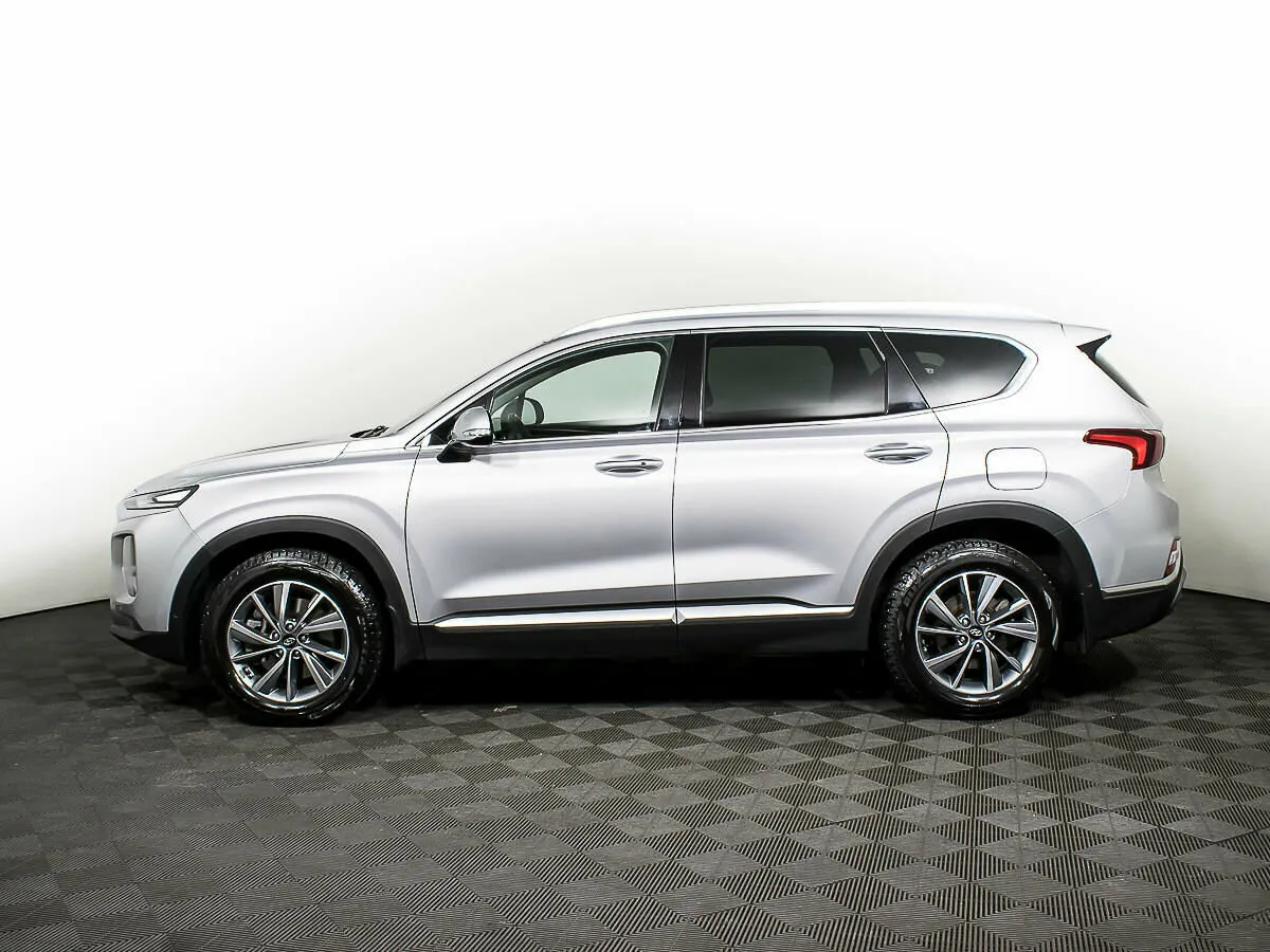 Hyundai Santa Fe IV · Family — фото 3