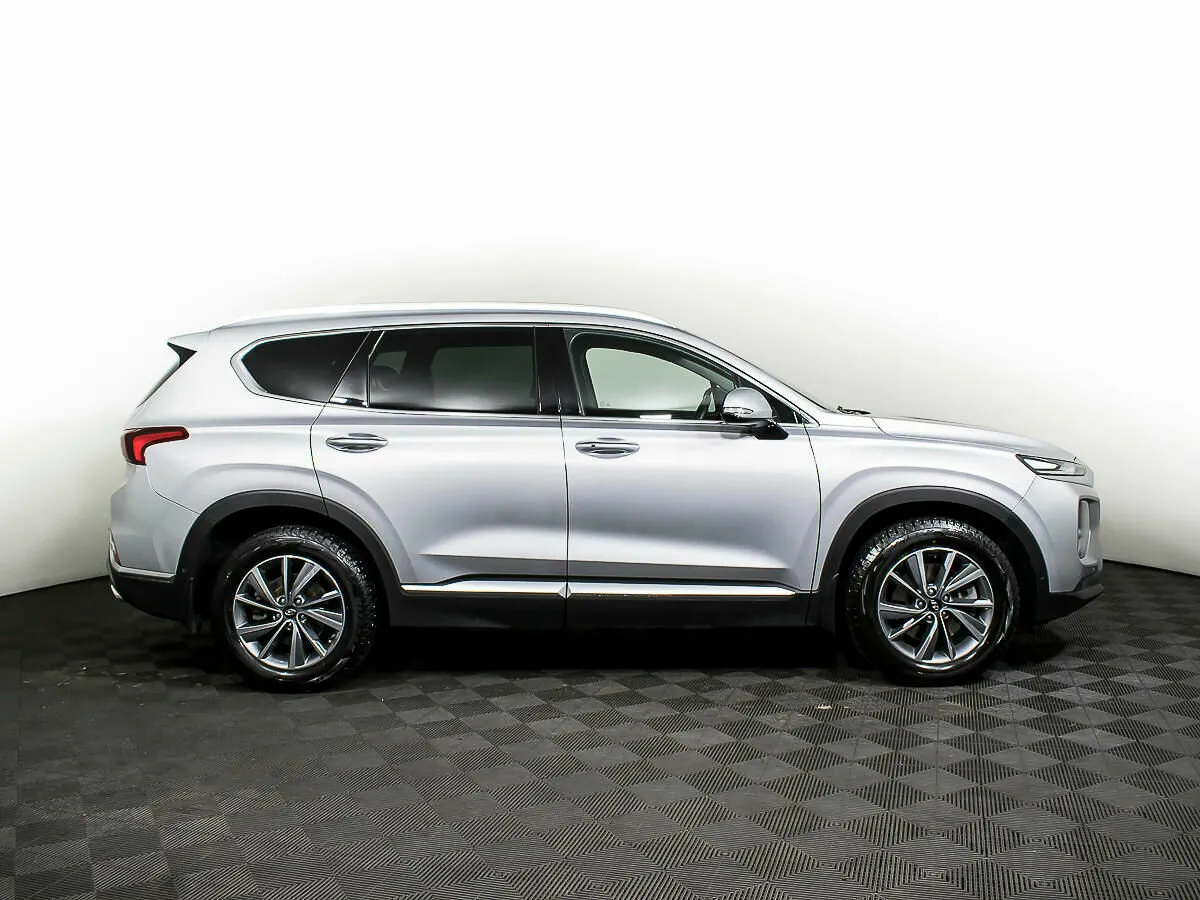 Hyundai Santa Fe IV · Family — фото 4