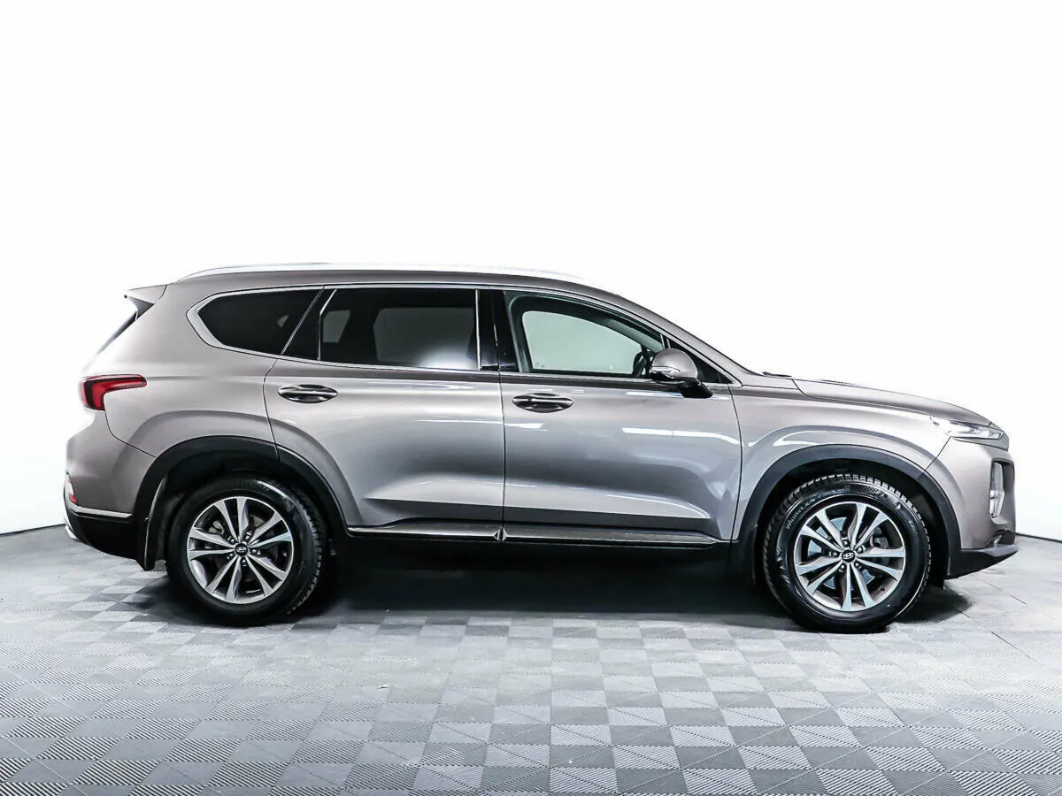 Hyundai Santa Fe IV · Premier — фото 4