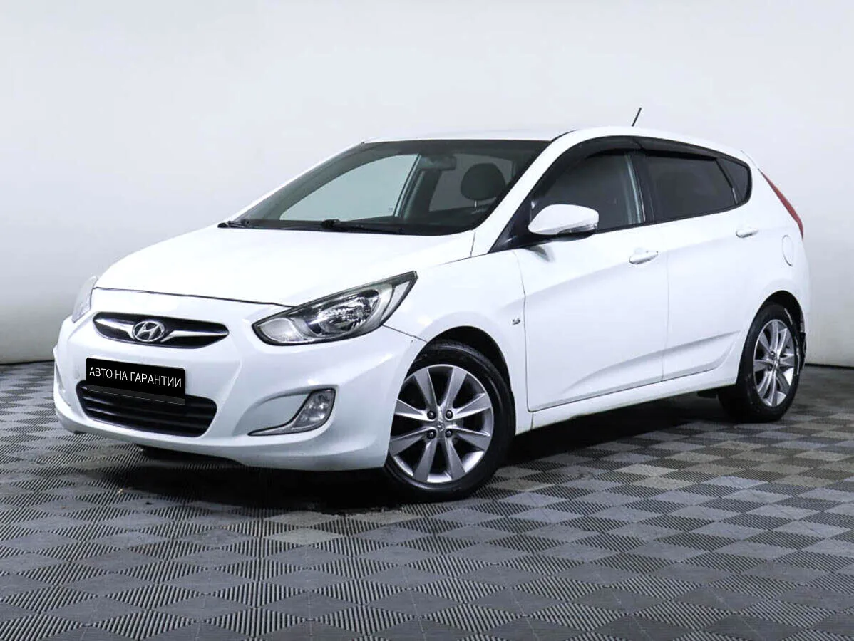 Hyundai Solaris I · Style