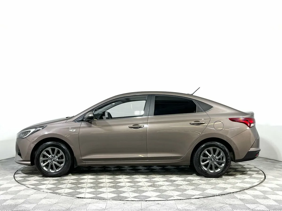 Hyundai Solaris II Рестайлинг · Active Plus — фото 3