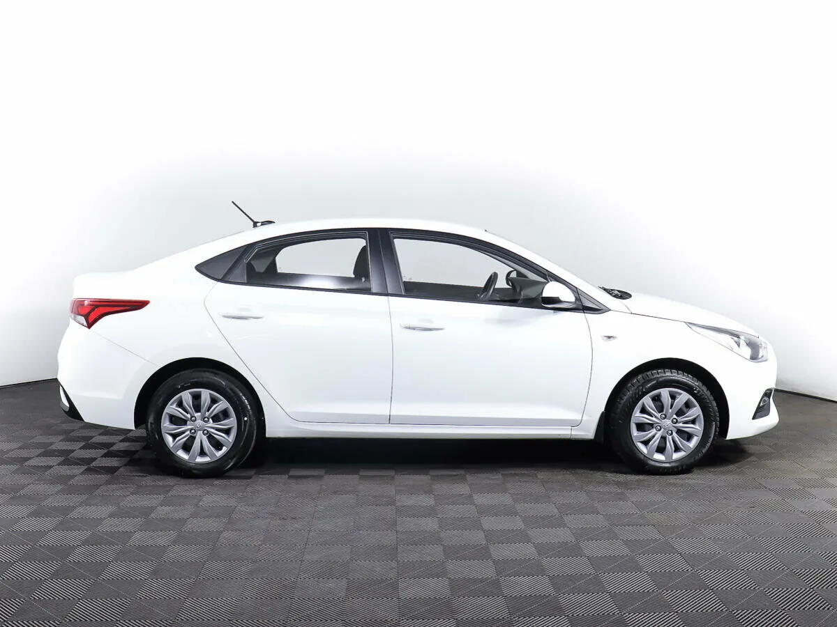 Hyundai Solaris II · Active Plus — фото 4
