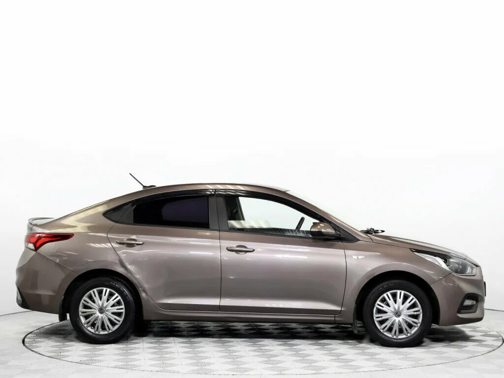 Hyundai Solaris II · Active Plus — фото 4