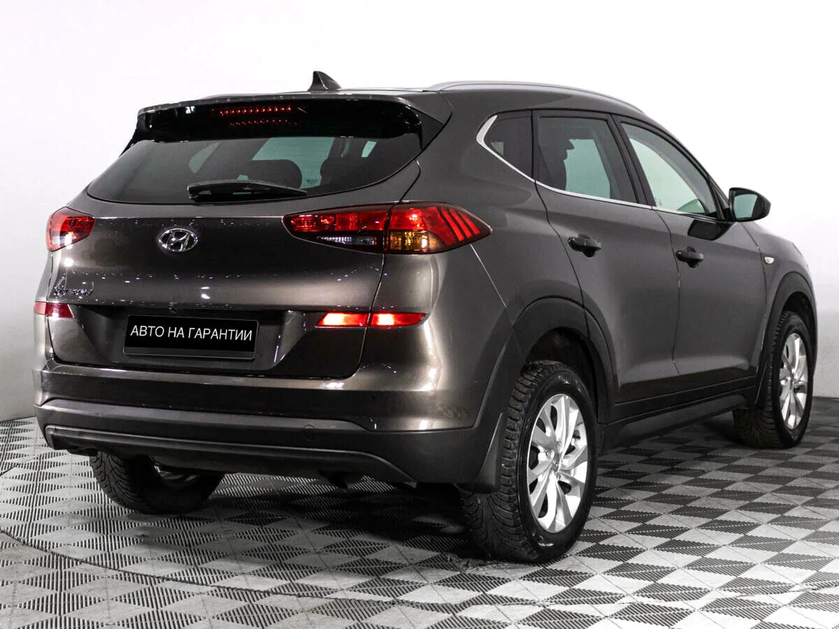 Hyundai Tucson III Рестайлинг · Family — фото 3