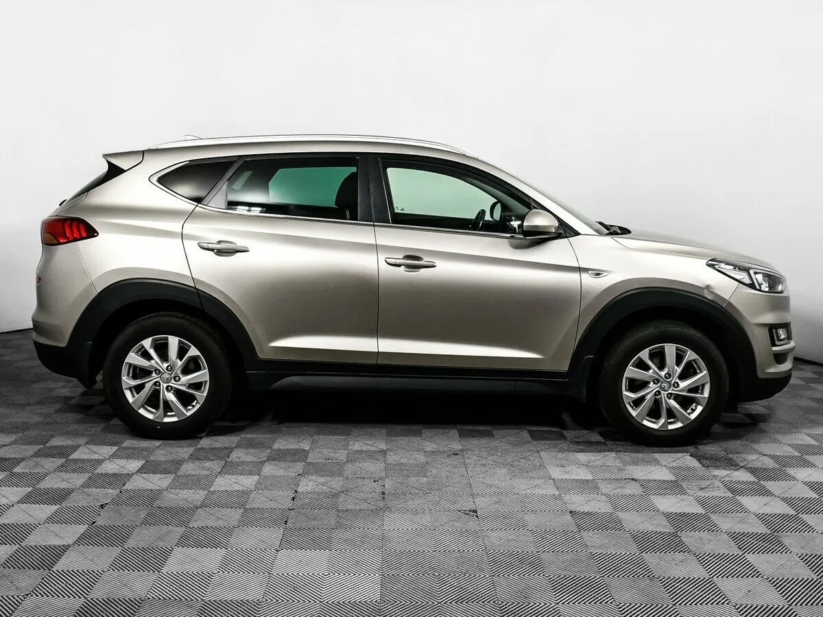 Hyundai Tucson III Рестайлинг · Family — фото 4