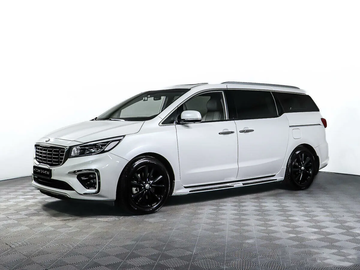 Kia Carnival III