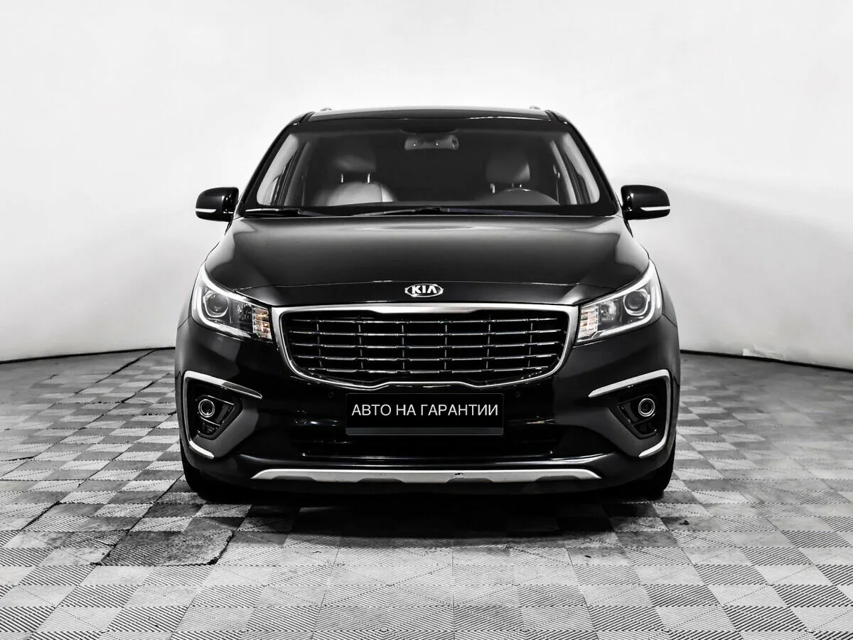Kia Carnival III — фото 2