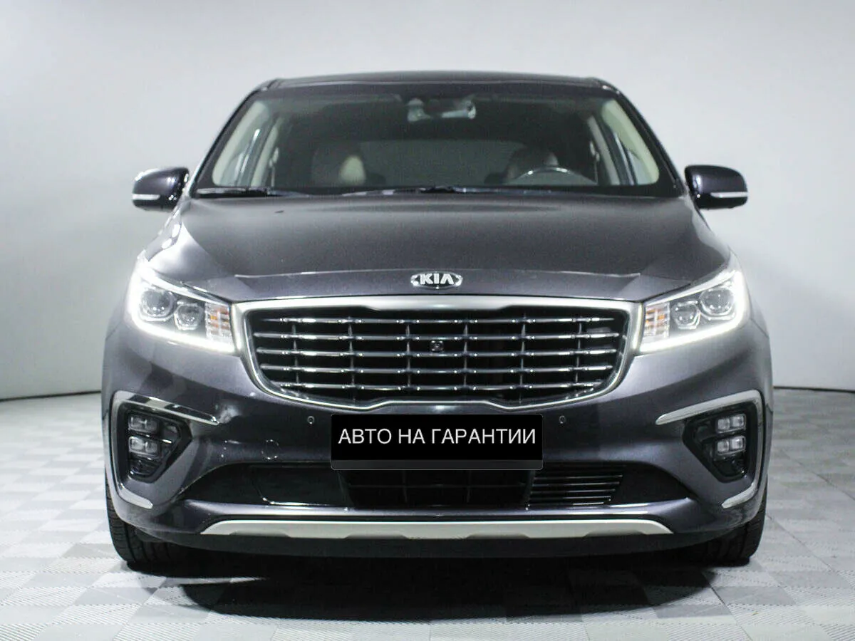 Kia Carnival III — фото 2