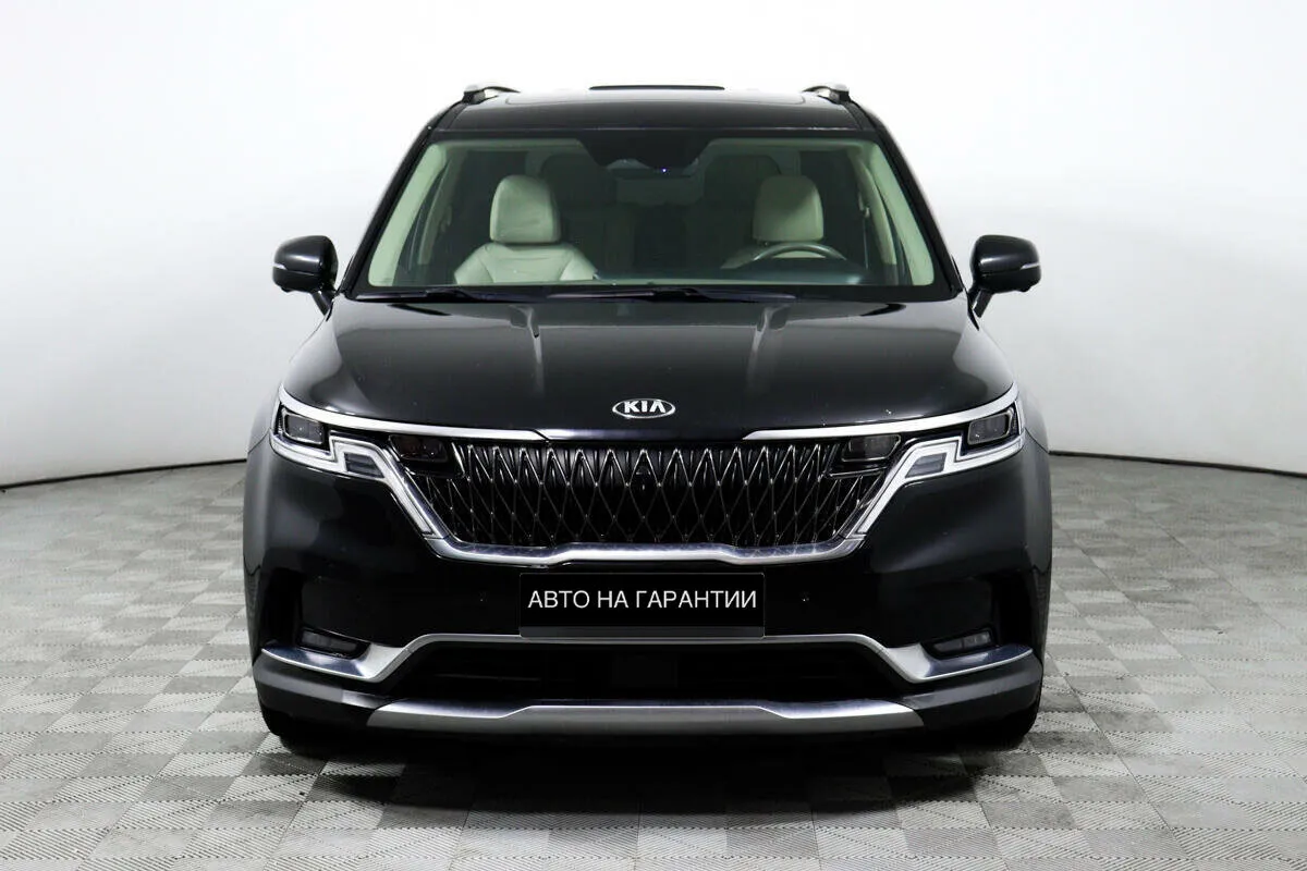 Kia Carnival III — фото 2