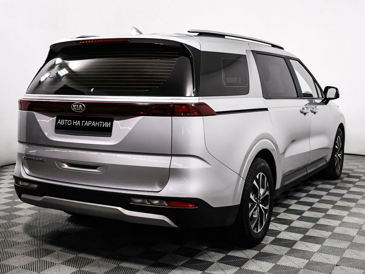 Kia Carnival IV — фото 5