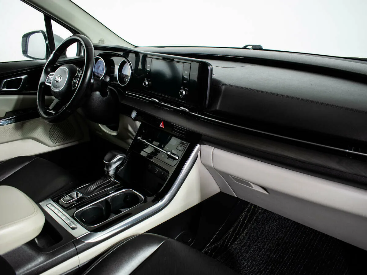 Kia Carnival IV · Prestige — фото 5