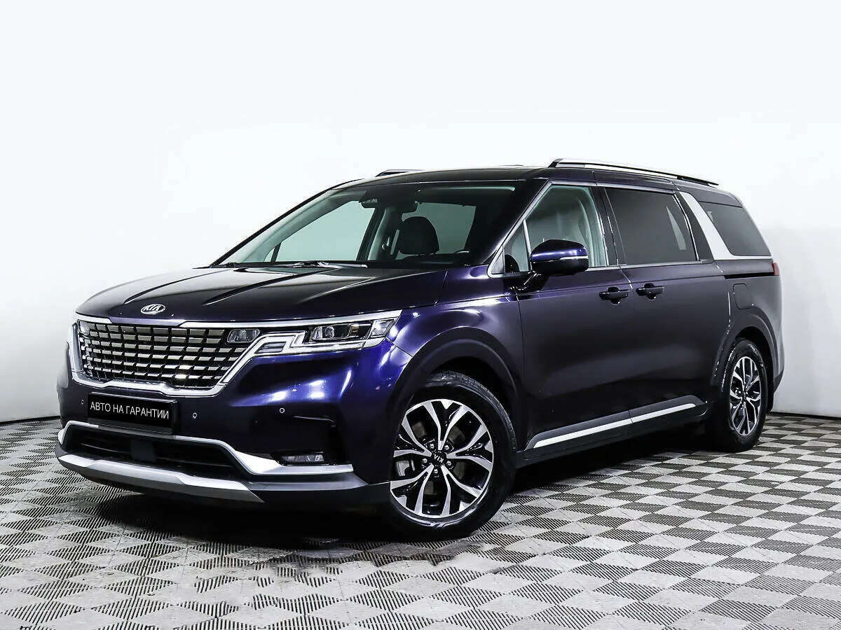 Kia Carnival IV · Premium