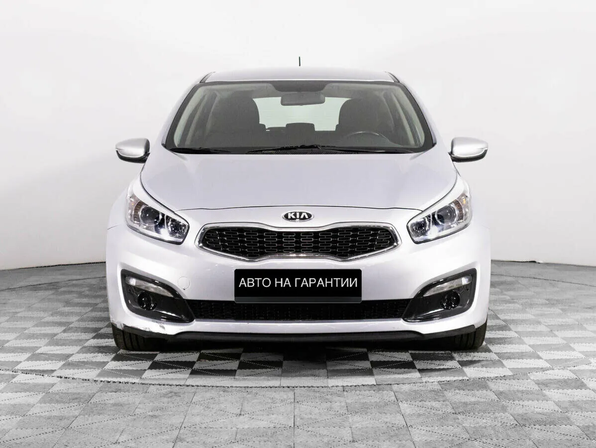 Kia Ceed II Рестайлинг · Comfort — фото 2