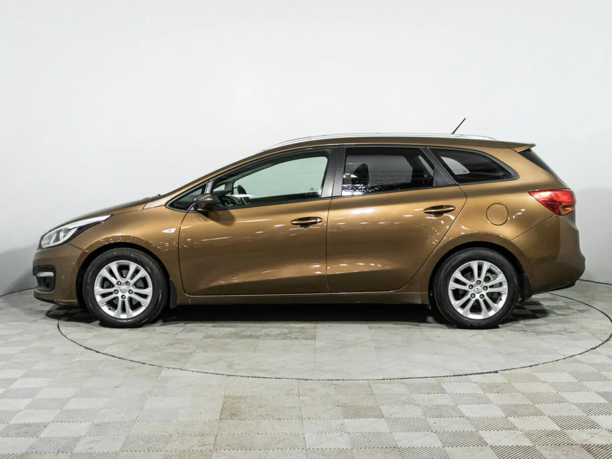 Kia Ceed II Рестайлинг · Luxe — фото 3