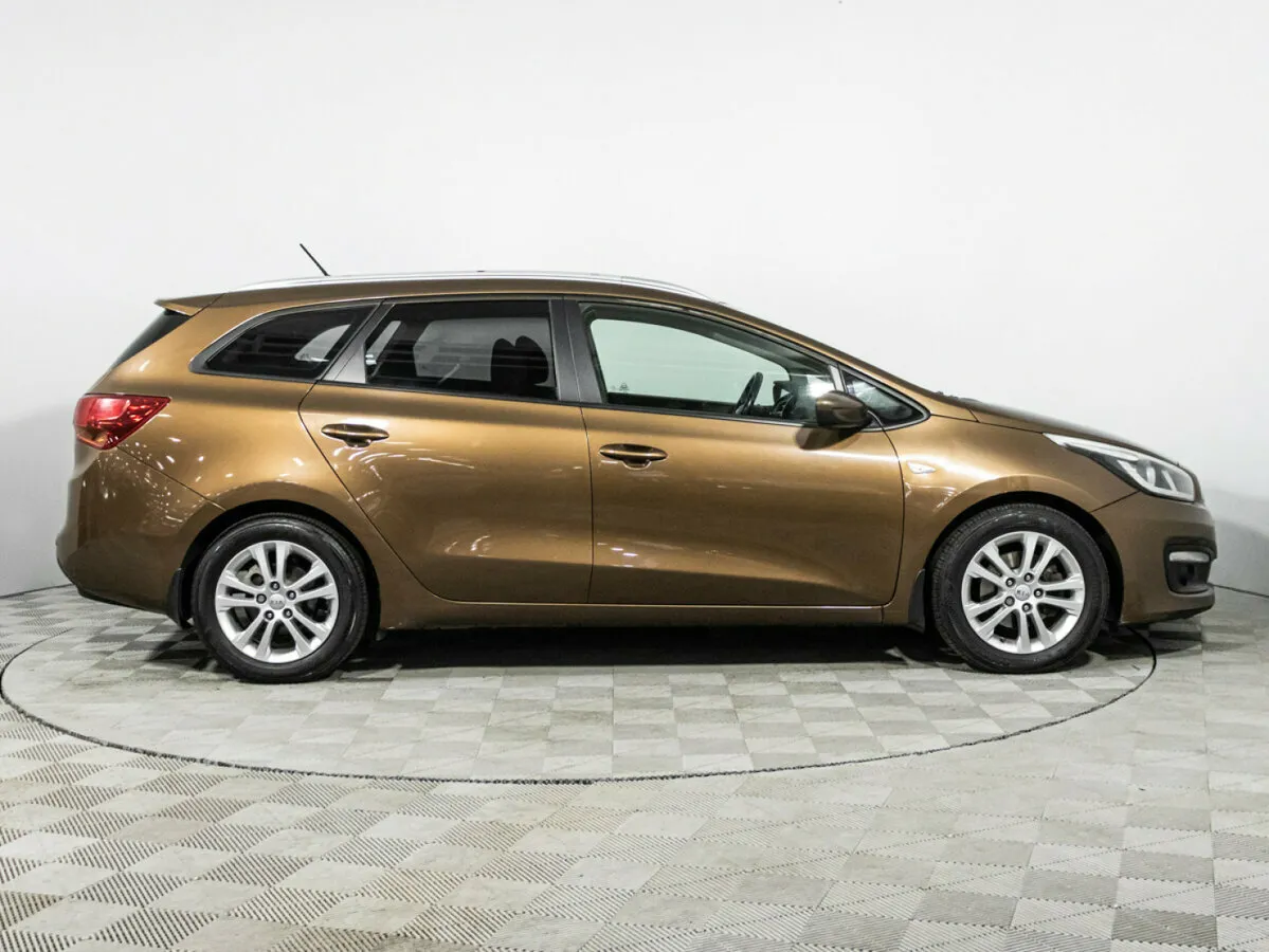 Kia Ceed II Рестайлинг · Luxe — фото 4