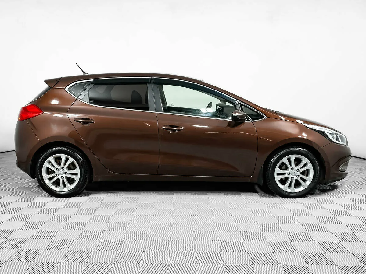 Kia Ceed II · Premium — фото 4
