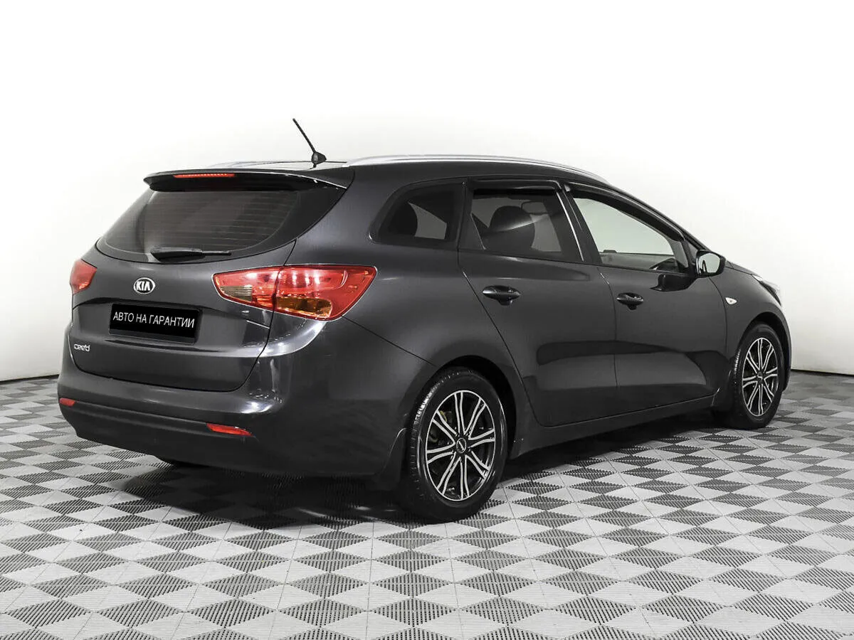 Kia Ceed II · Premium — фото 5