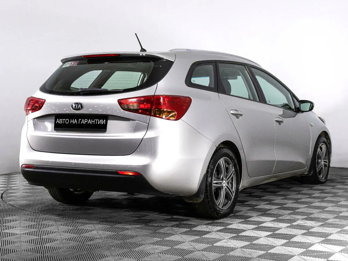 Kia Ceed II · Classic (без опций обогрева) — фото 3