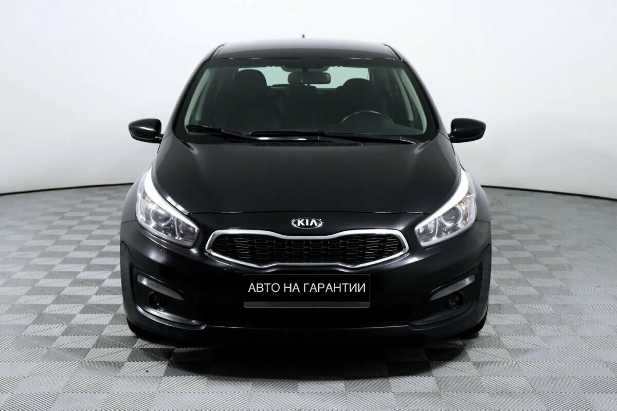 Kia Ceed II Рестайлинг · Luxe — фото 2