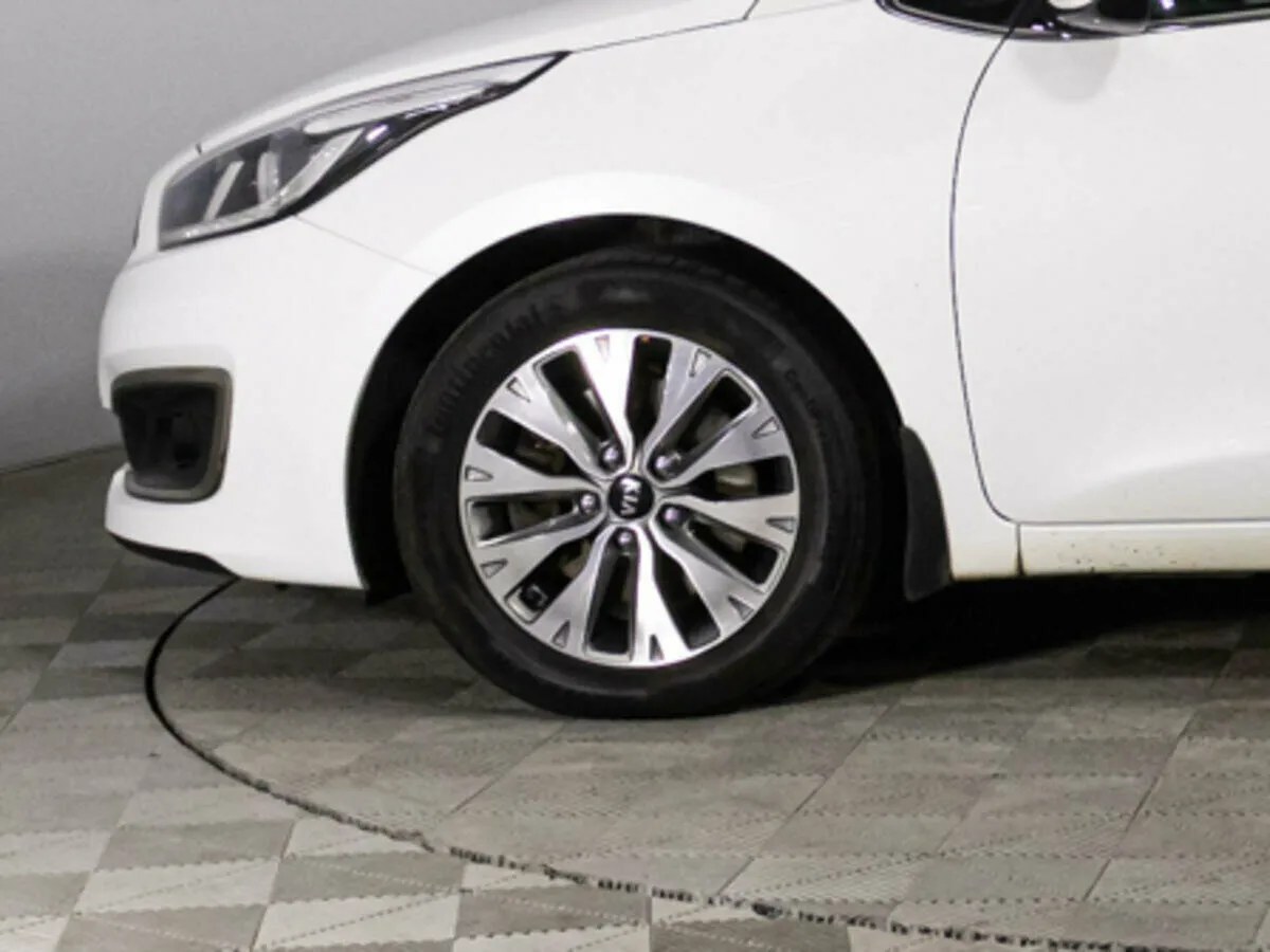 Kia Ceed II Рестайлинг · Prestige — фото 5