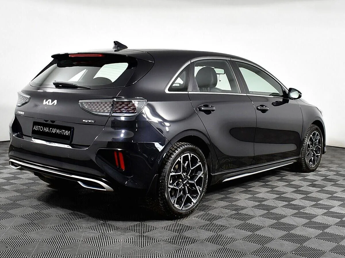 Kia Ceed III Рестайлинг · GT Line — фото 3