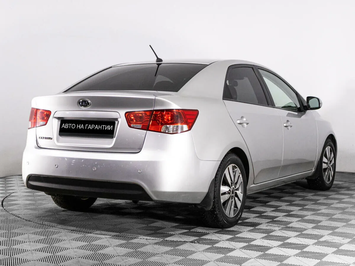 Kia Cerato II — фото 3