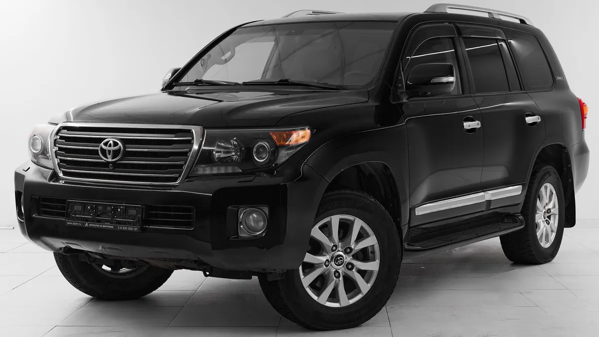 Toyota Land Cruiser 200 Series Рестайлинг 1 · Люкс 7 мест