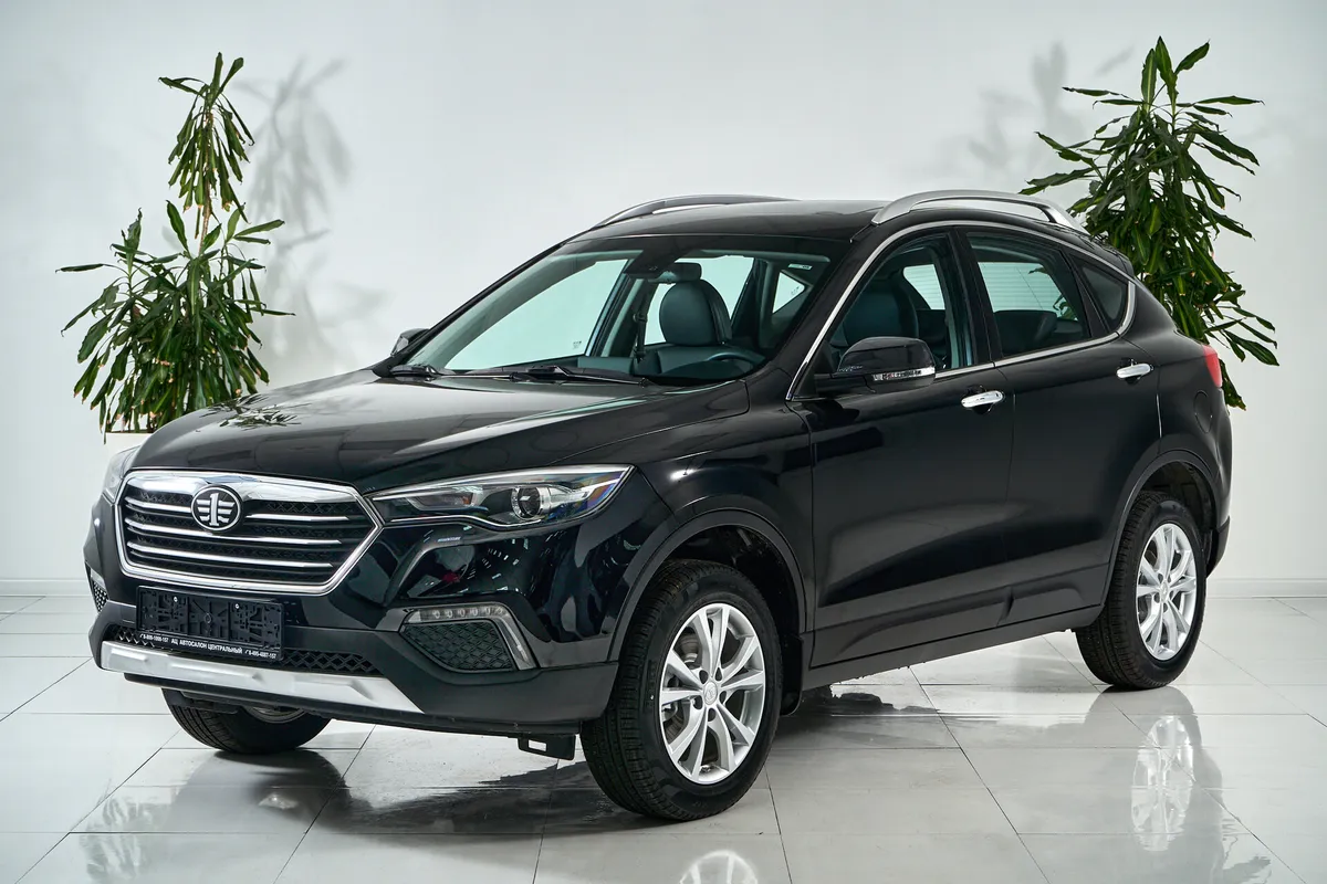 FAW Besturn X80 I Рестайлинг · Luxury