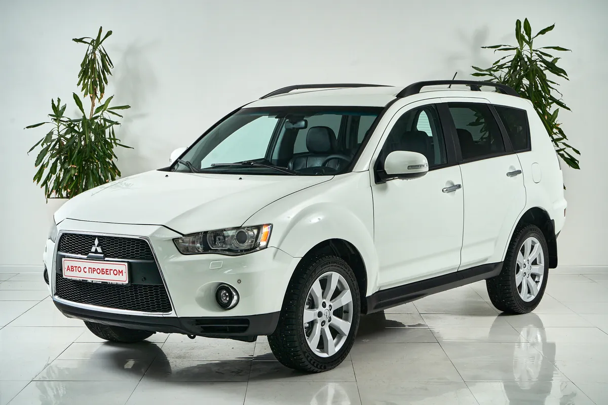 Mitsubishi Outlander II Рестайлинг · Ultimate