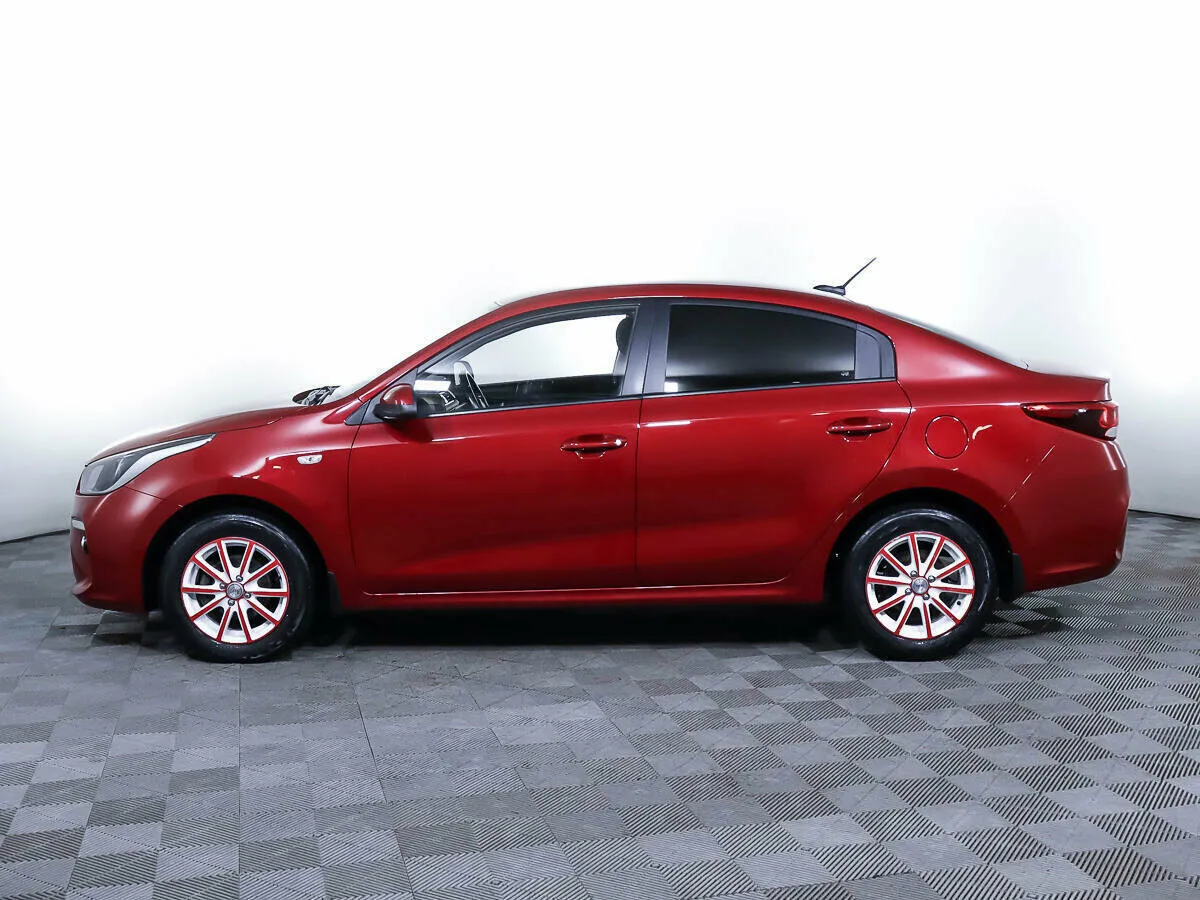 Kia Rio IV · Luxe RED Line — фото 3