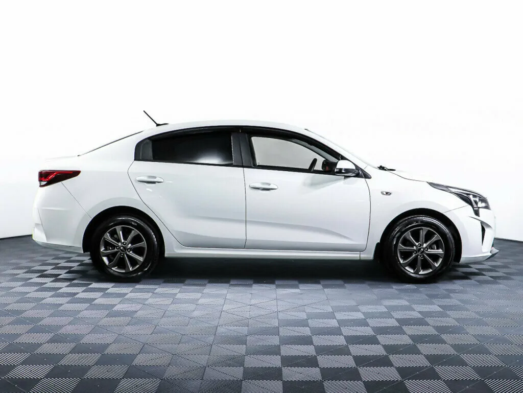 Kia Rio IV Рестайлинг · Premium — фото 4